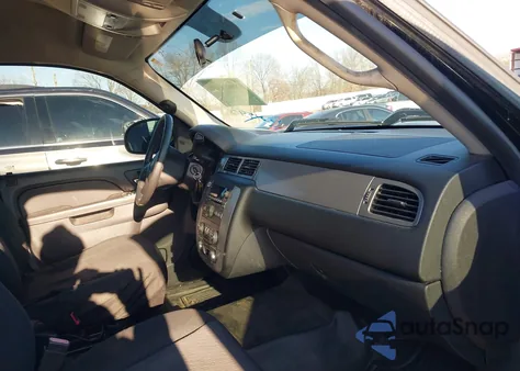 2013 Chevrolet Tahoe Commercial Fleet из США, поврежденный, VIN 1GNLC2E00DR308268